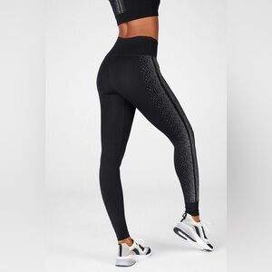 Fabletics High Waisted Sculptknit Leggings Sz Small Black Reflective